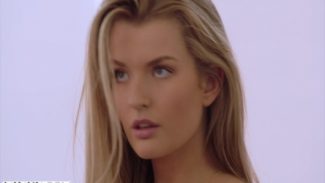 Sarışın eskort plazada görüşüyor